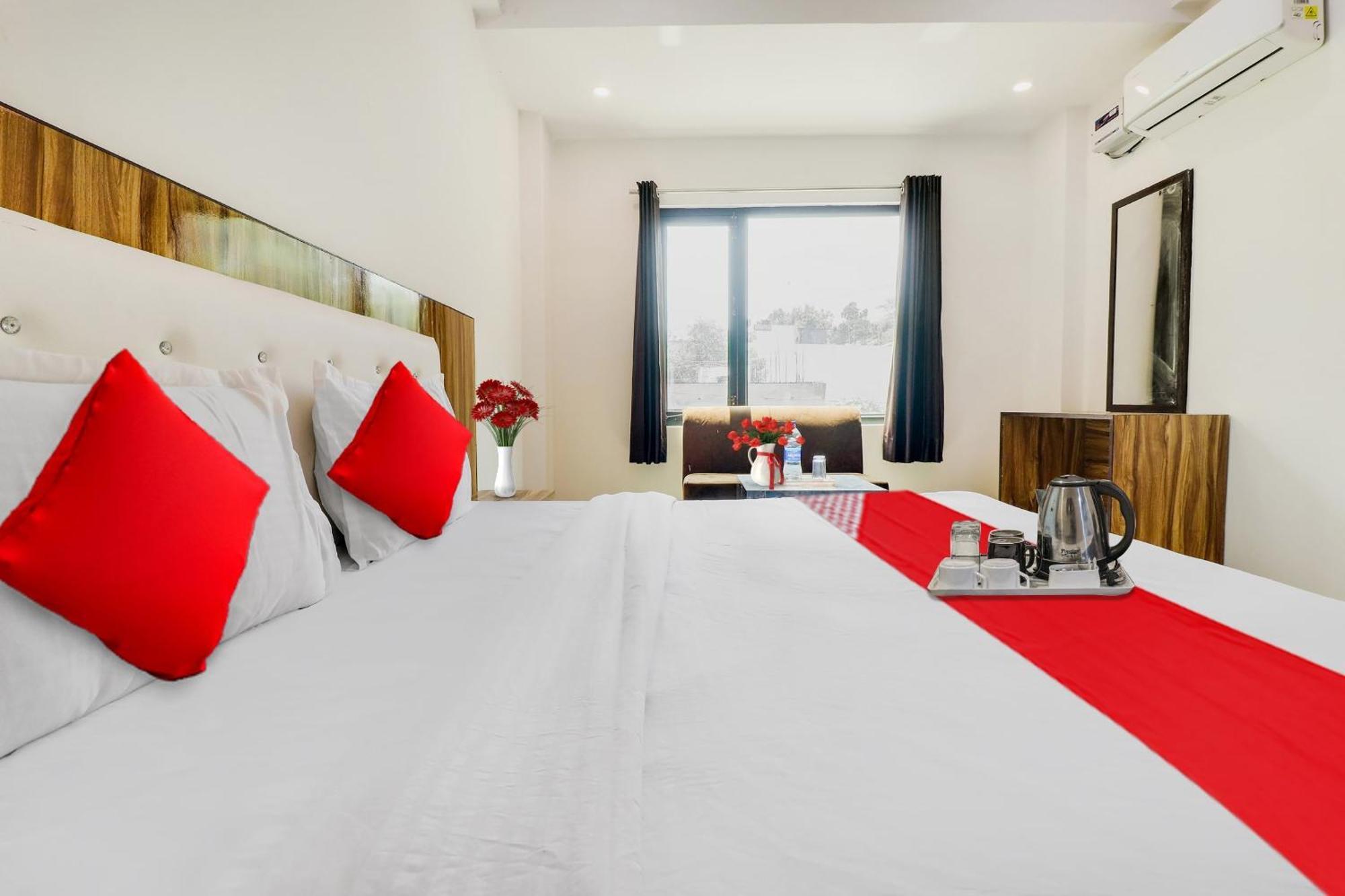 Hotel O La Plazo ハリドワール エクステリア 写真